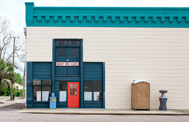 Best Porta potty delivery and setup  in Bethalto, IL